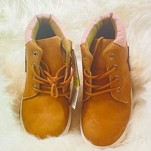 Nice boots for girls size 35 corlar pink with orange available